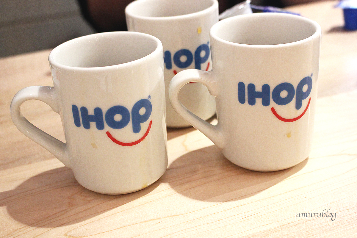 IHOPのロゴカップ